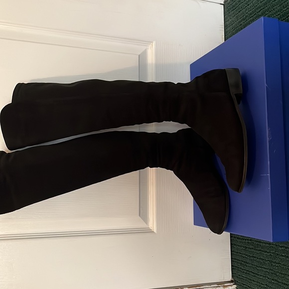 Stuart Weitzman suede boots - Picture 3 of 10